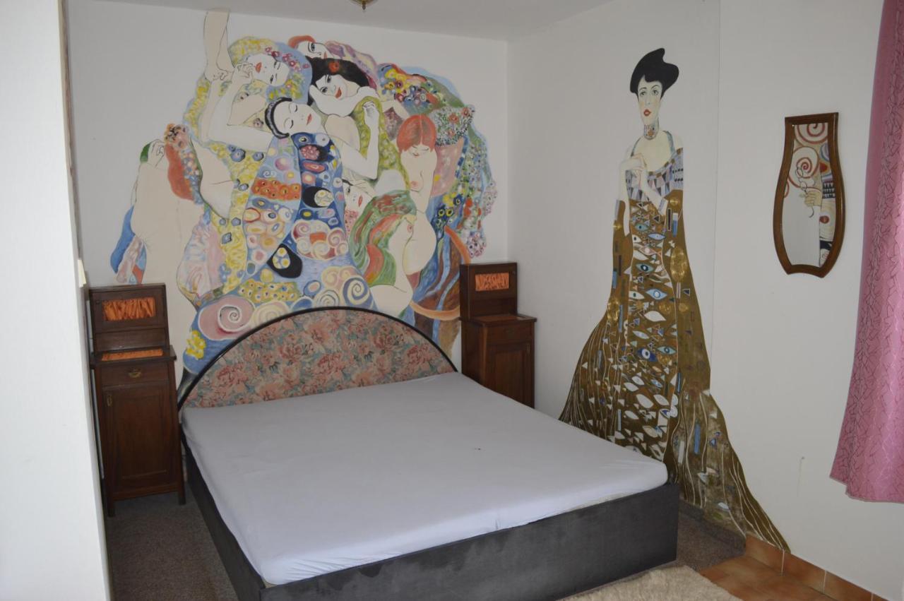 Guest house Medvedi Paseka Nova Bystrice